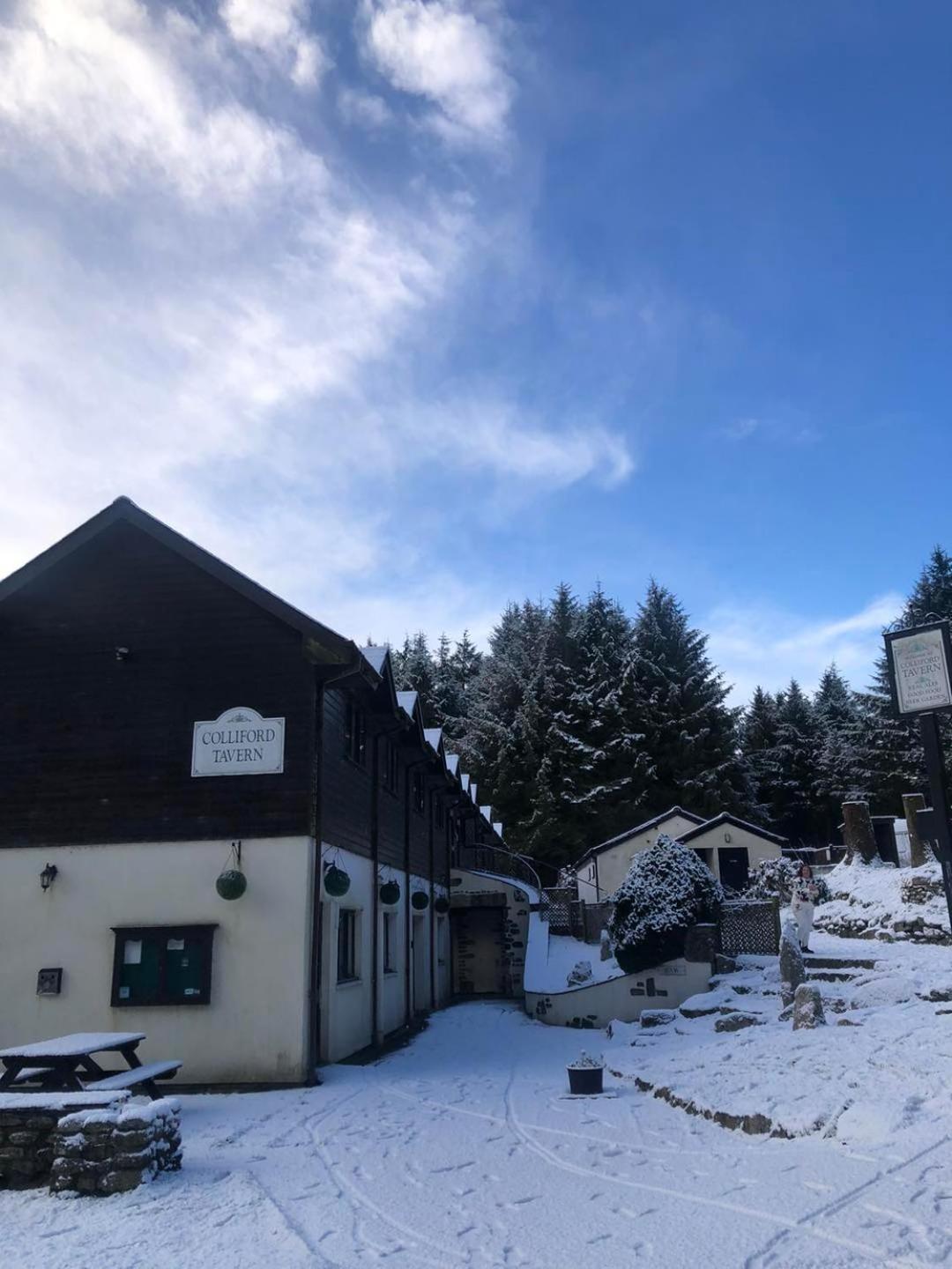 Rooms & Camping Pods At Colliford Tavern Bodmin Eksteriør bilde